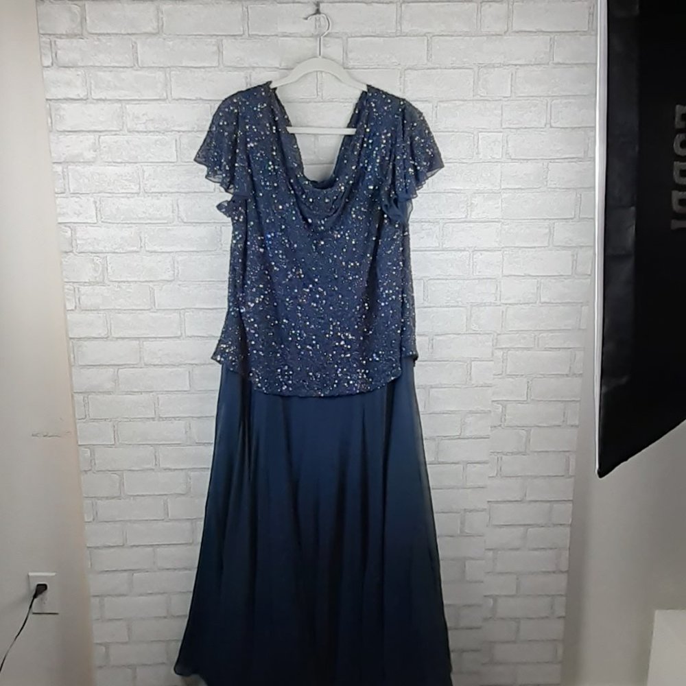 J KARA  Plus Size Beaded Evening Dress